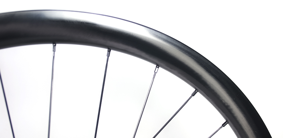 lightbicycle-airia-32-disc-brake-t700-t800-lightweight-road-wheels