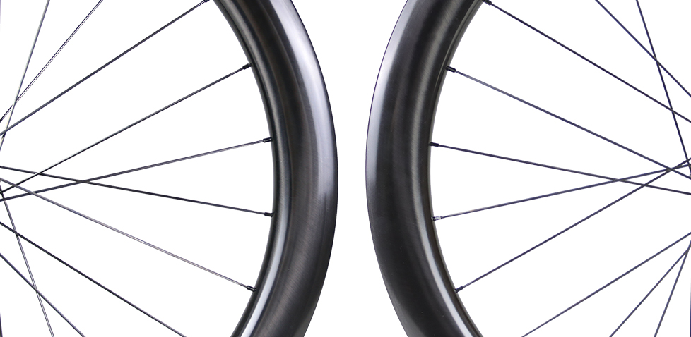 lightbicycle-gravel-aero-wheelset-55mm-depth-for-gravel-race