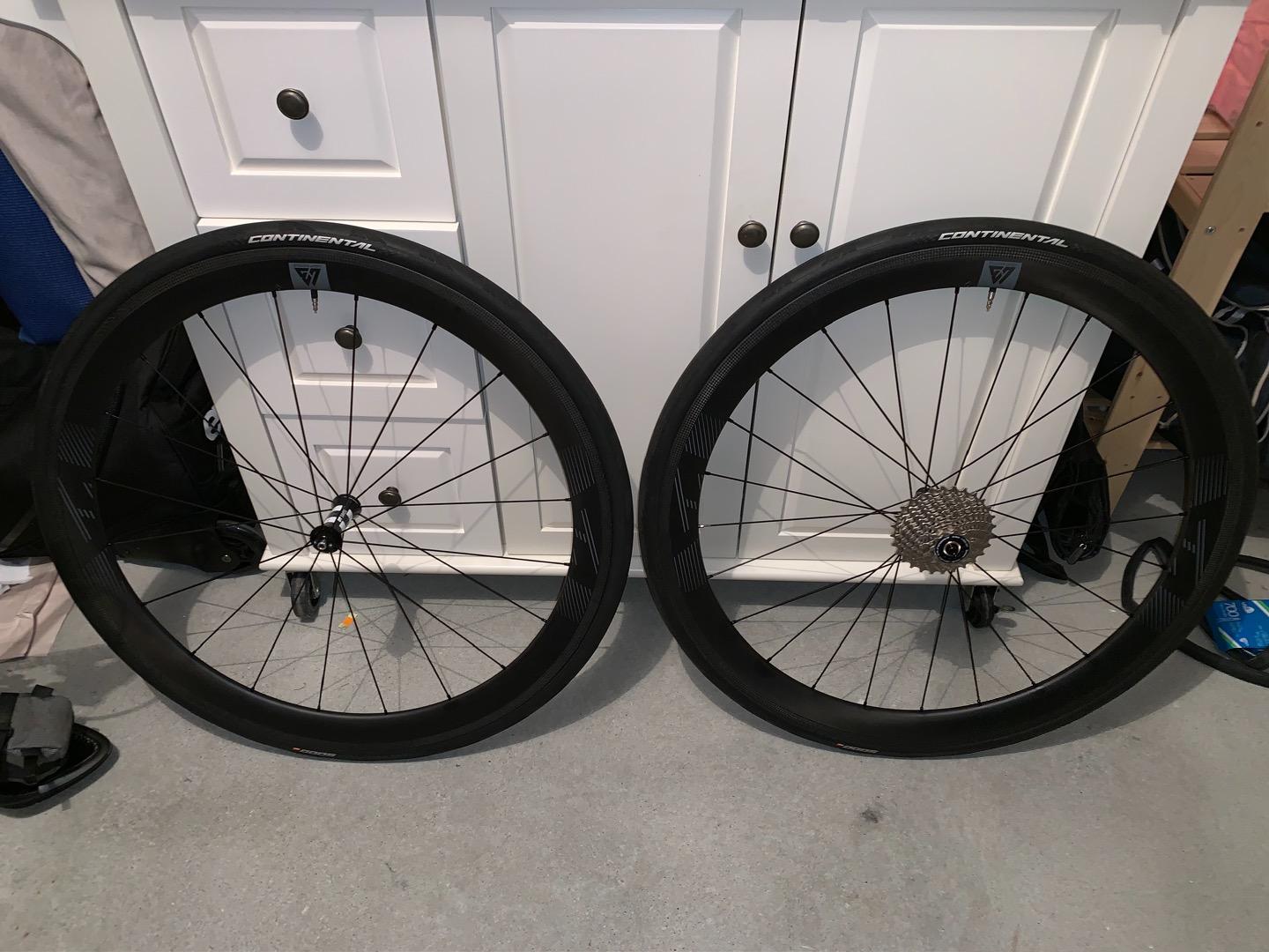 700c 28mm tires