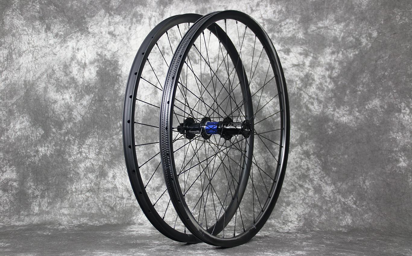 light bicycle wheels review