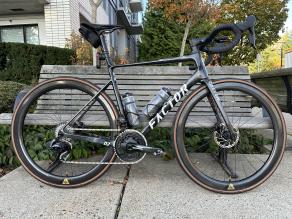 light-bicycle-ar45-disc-wheelset-build-on-factor-o2-vam