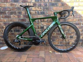 light-bicycle-turbo50-turbo78-mixed-depth-carbon-wheelset-installed-on-cipollini-ad-one