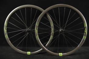 light-bicycle-wr35-disc-wide-road-carbon-wheelset-hexa-comb-weave
